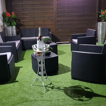 Willa Jardin D'Eden Le Moule Zewnętrze zdjęcie